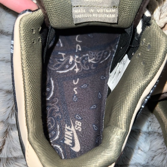 Worn twice venmo or paypal only contact me if you’d like to purchase 4849994285 - Picture 4 of 5